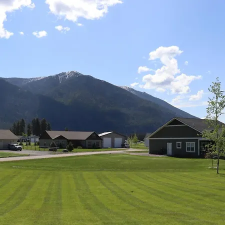 Mountain Views - 20 Min From Glacier